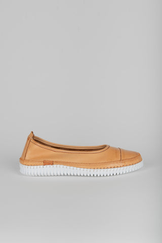 Dancer Cécile Camel