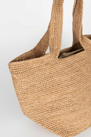 ¿Qué accesorios para primavera añadir a tu look?