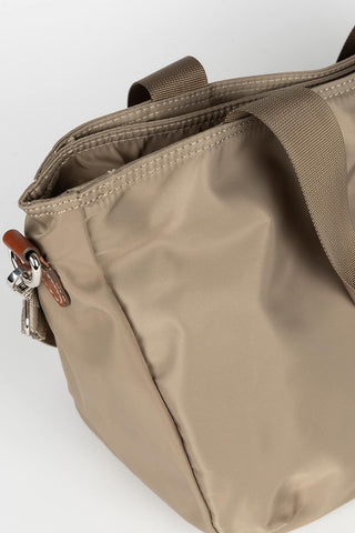 Lyra khaki nylon bag