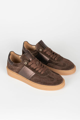 Brown Fenda sneaker