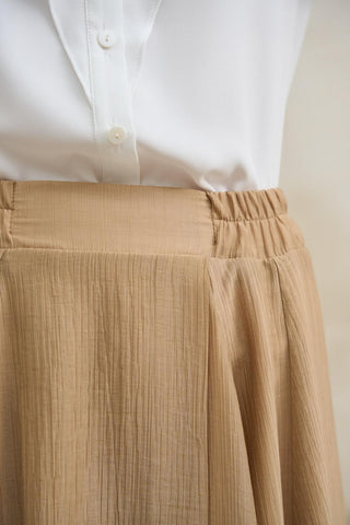 Falda Nadeya Camel