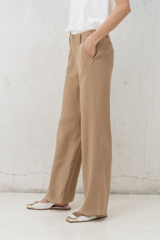 PANTALÓN RECTO BOLSILLOS BEIGE