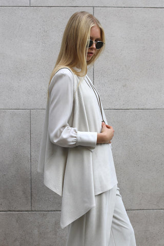 Chaleco Varenna crudo